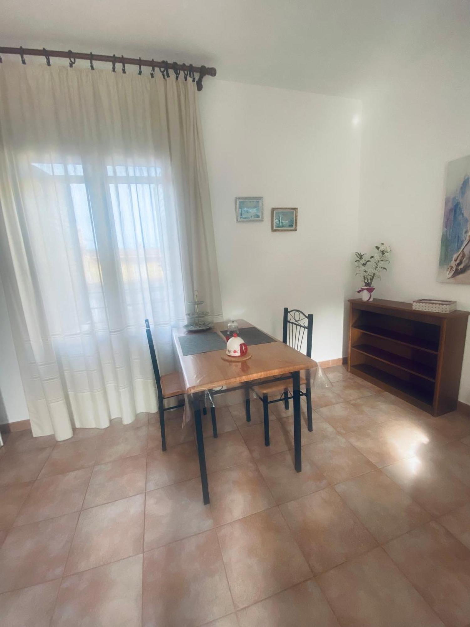 Bed And Breakfast Le Petunie บารีซาร์โด ภายนอก รูปภาพ