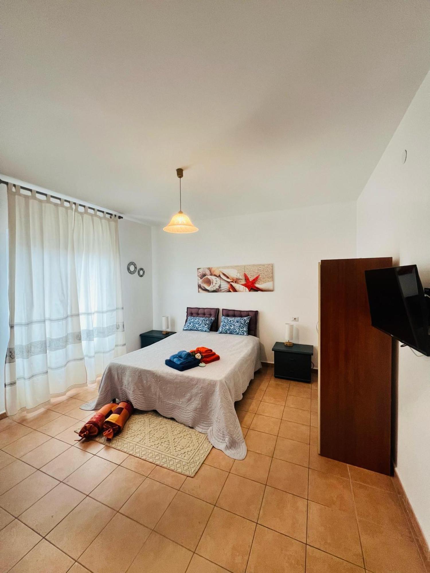 Bed And Breakfast Le Petunie บารีซาร์โด ภายนอก รูปภาพ