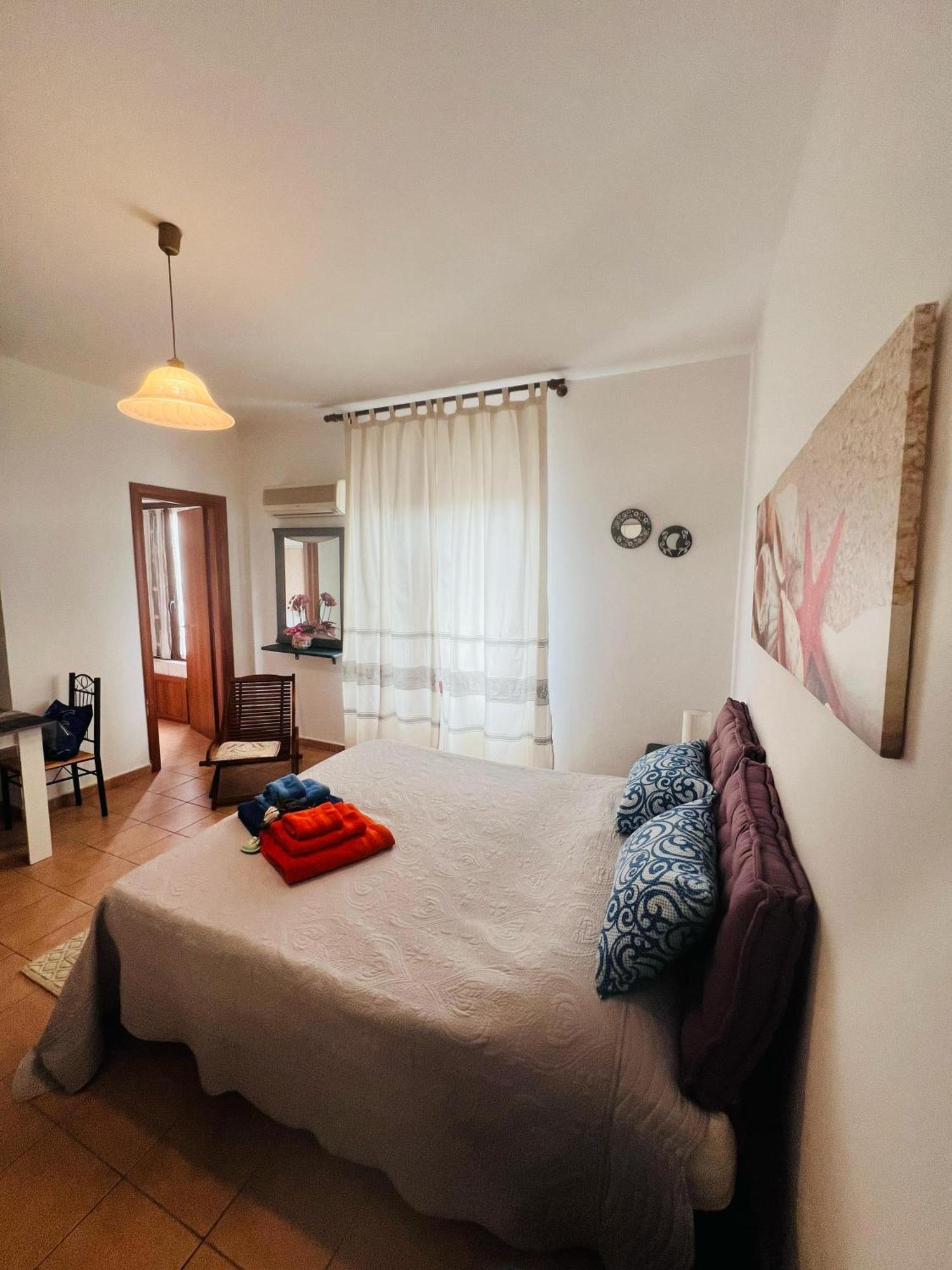 Bed And Breakfast Le Petunie บารีซาร์โด ภายนอก รูปภาพ